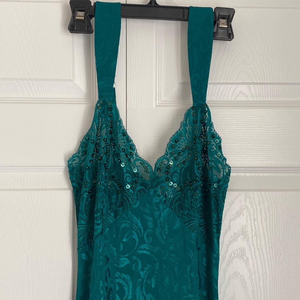 NWOT Emerald Green long Nightie